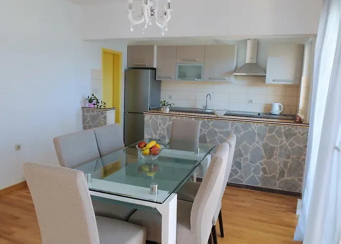 Neva Apartmán *