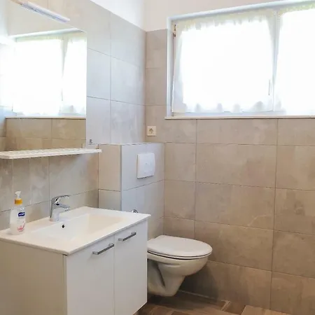 Neva Apartment Split