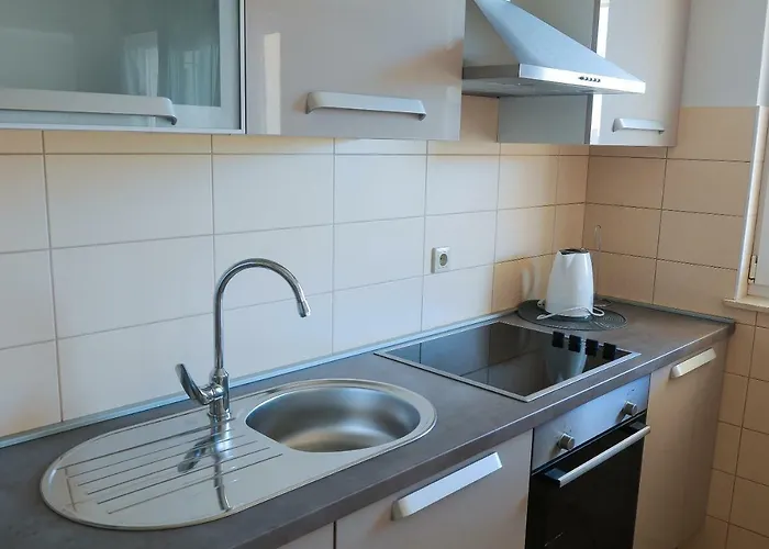 Apartment Neva *